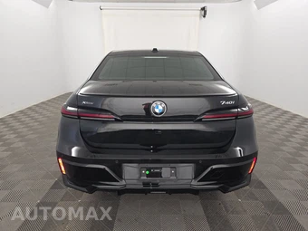 2026 BMW 7 Series 740i xDrive - miniatura 5