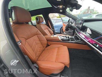 2026 BMW 7 Series 750e xDrive - miniatura 18