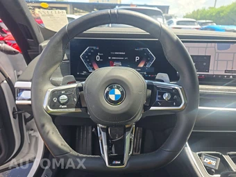 2026 BMW 7 Series 760i xDrive - miniatura 10