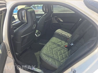 2026 BMW 7 Series 760i xDrive - miniatura 13