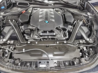 2026 BMW 7 Series 760i xDrive - miniatura 15
