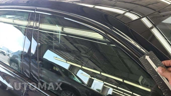 2026 BMW 7 Series 760i xDrive - miniatura 30