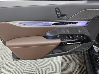 2026 BMW 7 Series 760i xDrive - miniatura 9