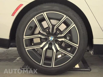 2026 BMW 7 Series 760i xDrive - miniatura 11