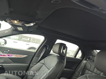 2026 BMW 7 Series 760i xDrive - miniatura 20