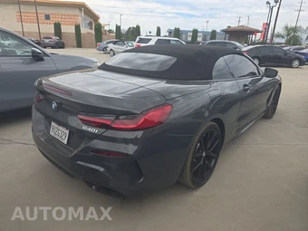 2026 BMW 8 Series Convertible 840i – miniatura 4