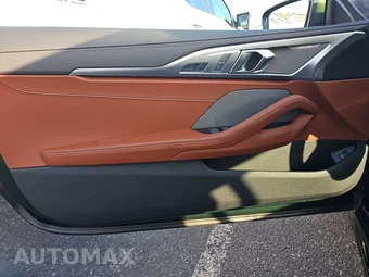 2026 BMW 8 Series Convertible 840i xDrive – miniatura 9