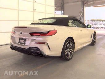 2026 BMW 8 Series Convertible 840i xDrive - miniatura 5