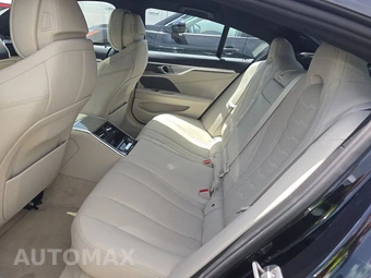 2026 BMW 8 Series Gran Coupe 840i Sedan – miniatura 19