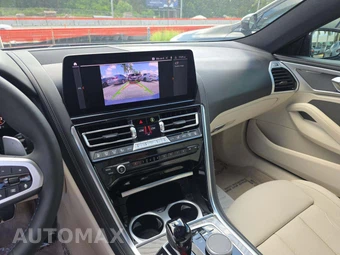 2026 BMW 8 Series Gran Coupe M850i xDrive Sedan - miniatura 10