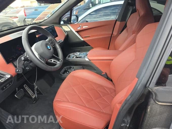 2026 BMW iX xDrive45 M SPORT LINE - miniatura 7