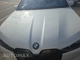 2026 BMW iX xDrive45 - miniatura 15