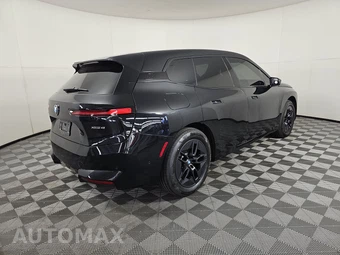 2026 BMW iX xDrive45 - miniatura 4