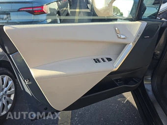 2026 BMW iX xDrive45 - miniatura 9