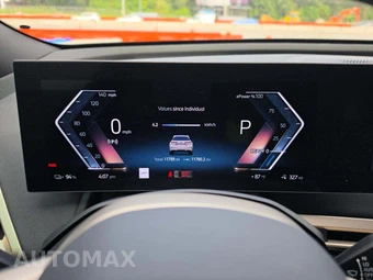 2026 BMW iX xDrive45 - miniatura 9