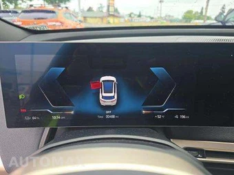2026 BMW iX xDrive45 - miniatura 9