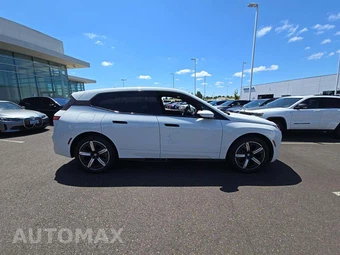 2026 BMW iX xDrive45 - miniatura 4