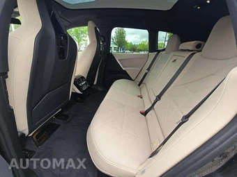 2026 BMW iX xDrive60 - miniatura 13