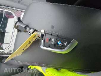 2026 BMW M3 Sedan Competition xDrive – miniatura 8