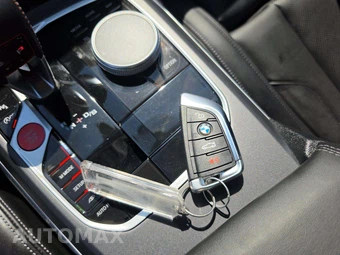 2026 BMW M3 Sedan Competition xDrive – miniatura 8