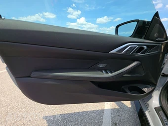 2026 BMW M4 Competition xDrive Convertible – miniatura 15