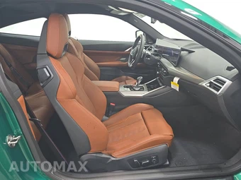 2026 BMW M4 Competition xDrive Coupe - miniatura 8