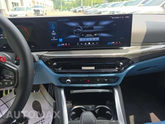 2026 BMW M4 Competition xDrive Coupe - miniatura 10