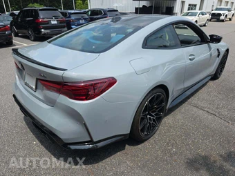 2026 BMW M4 Competition xDrive Coupe - miniatura 3