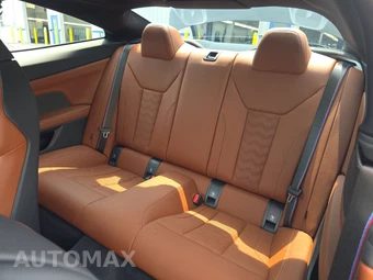 2026 BMW M4 Coupe - miniatura 13