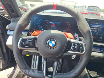 2026 BMW M5 Sedan - miniatura 10