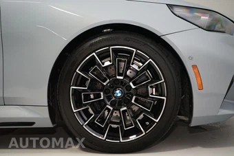 2026 BMW M5 Sedan – miniatura 11