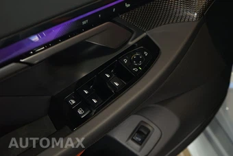 2026 BMW M5 Sedan – miniatura 33
