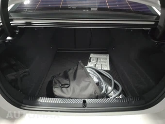 2026 BMW M5 Sedan - miniatura 16