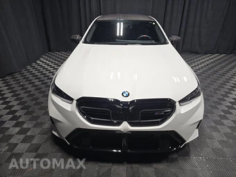 2026 BMW M5 Sedan - miniatura 2