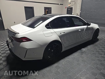 2026 BMW M5 Sedan - miniatura 4