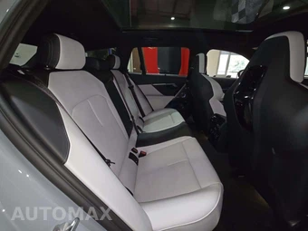 2026 BMW M5 Touring Wagon - miniatura 16