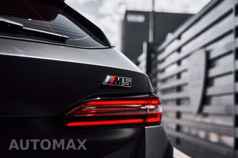 2026 BMW M5 Touring Wagon - miniatura 10