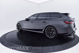 2026 BMW M5 Touring Wagon - miniatura 13