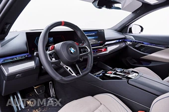 2026 BMW M5 Touring Wagon - miniatura 2