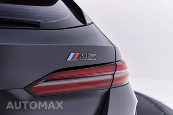 2026 BMW M5 Touring Wagon - miniatura 26