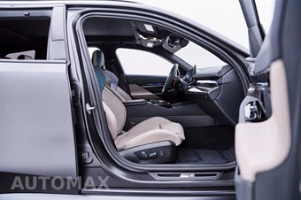 2026 BMW M5 Touring Wagon - miniatura 35