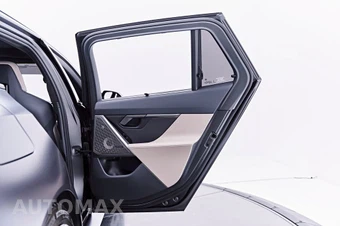 2026 BMW M5 Touring Wagon - miniatura 36