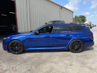 2026 BMW M5 Touring Wagon - miniatura 7