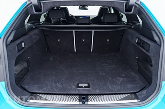 2026 BMW M5 Touring Wagon - miniatura 28