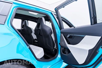 2026 BMW M5 Touring Wagon - miniatura 37