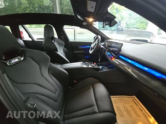 2026 BMW M5 Touring Wagon – miniatura 8