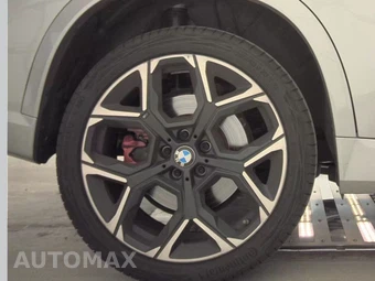 2026 BMW X1 M35i - miniatura 11