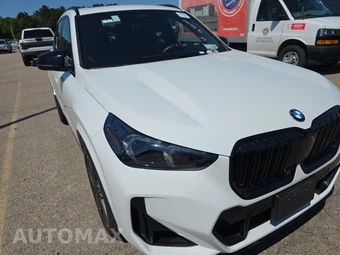 2026 BMW X1 M35i - miniatura 3