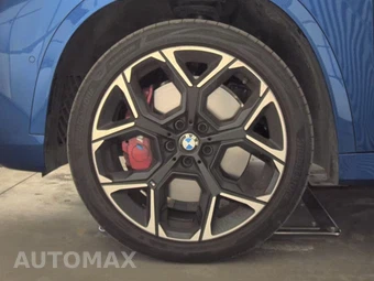 2026 BMW X1 M35i - miniatura 9