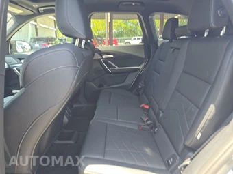 2026 BMW X1 M35i - miniatura 19